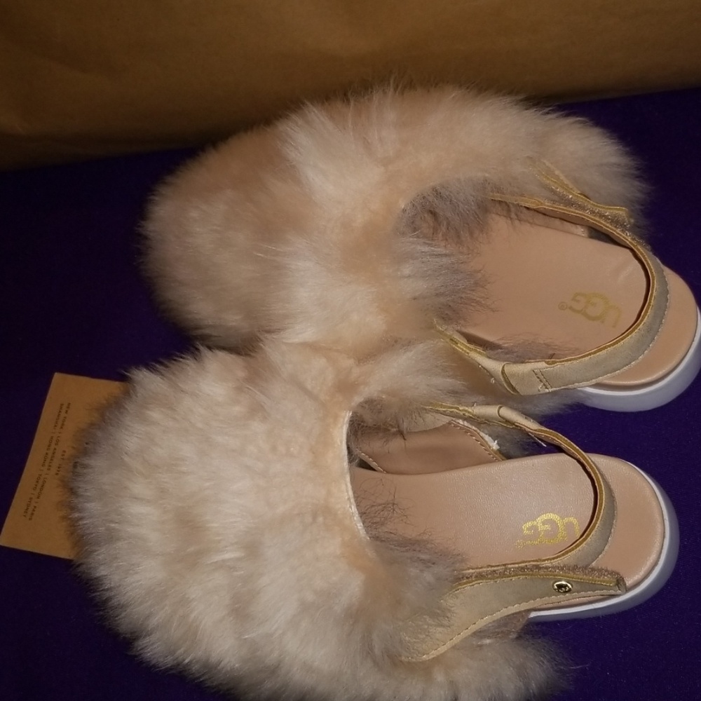 Ugg sandals - Picture 7 of 8